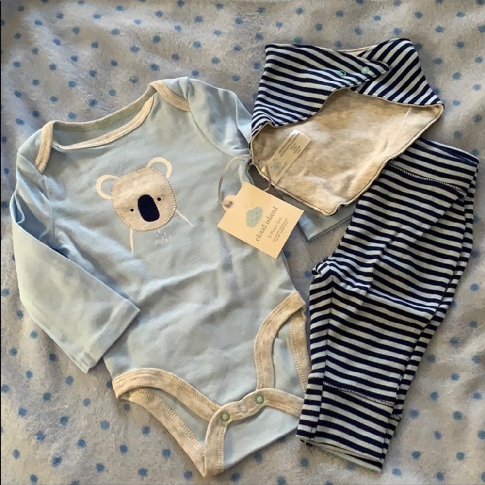 Newborn baby boy 3 pc set NWT